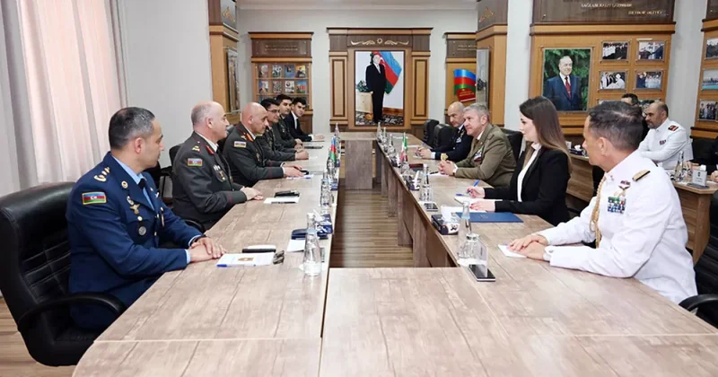 Делегация Италии ознакомилась с военными вузами Азербайджана ФОТО / ВИДЕО