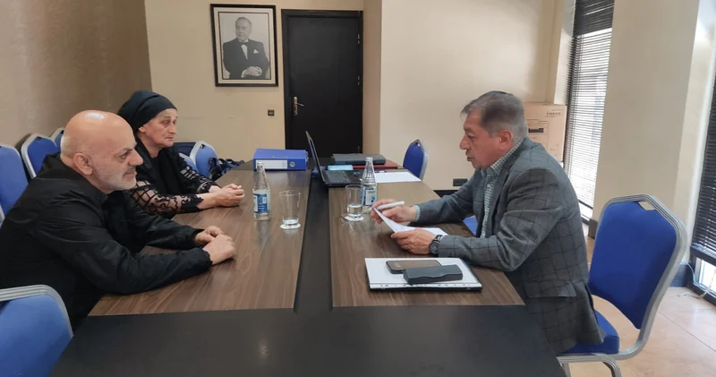 Cavanşir Feyziyev seçiciləri dinlədi FOTOLAR