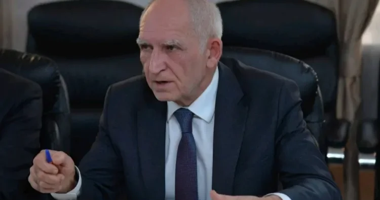 Yaşlı, təcrübəli müəllimləri təcrübəsiz gənclərlə əvəz etmək nə dərəcədə düzgündür? Nadir İsrafilov