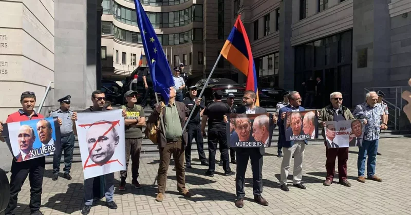 Антироссийская акция в Ереване во время встречи Лавров Мирзоян Видео