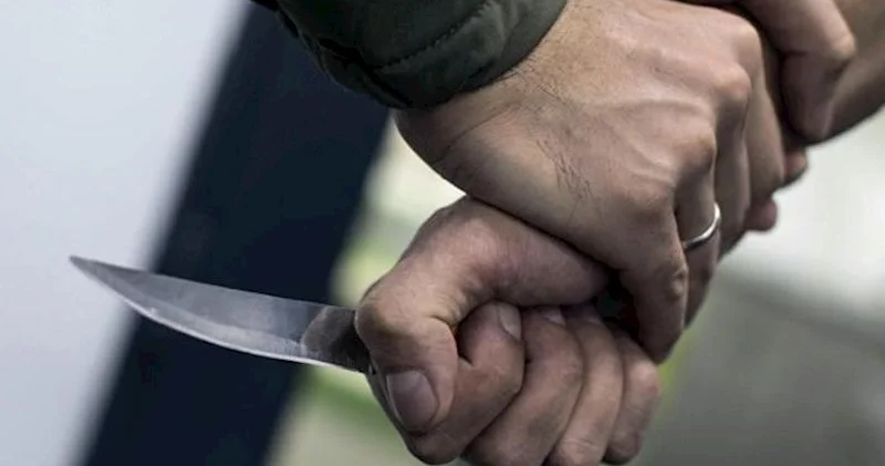Bakıda 25 yaşlı oğlan uşaqlıq dostunu bıçaqladı TƏFƏRRÜAT