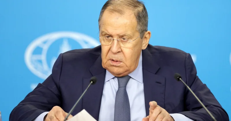 Ermənistan 7 rayonu ələ keçirmək üçün Rusiya silahlarından istifadə edib Lavrov