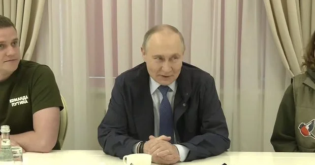 Путин находится в Курской области
