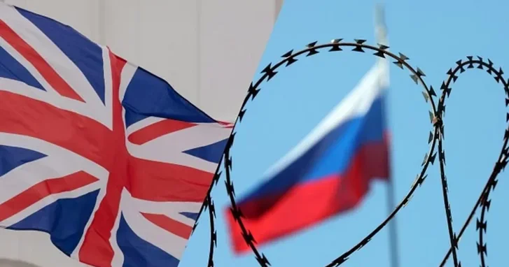 Британия смягчила санкции против России из за мирового топливного кризиса