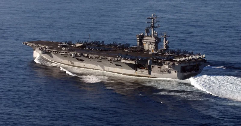 ABŞ ın “Nimitz” aviadaşıyıcı qrupu Karib hövzəsinə daxil olub