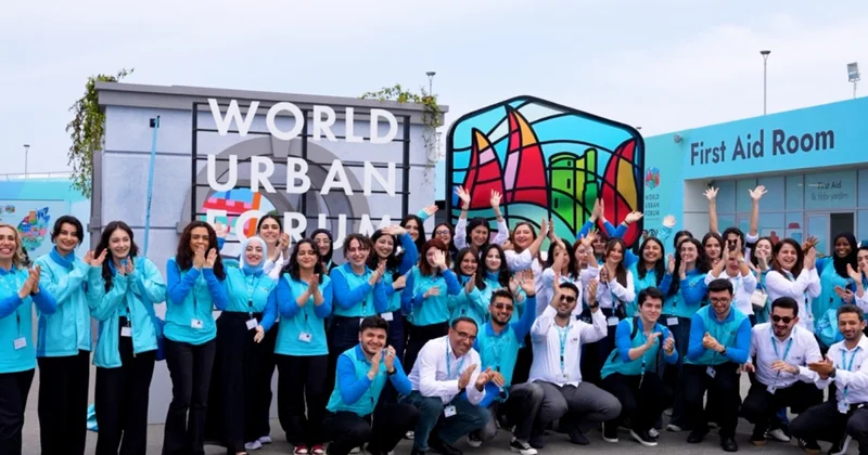WUF13 ün pozitiv qəhrəmanları könüllülər