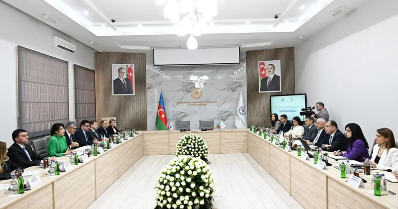 Azərbaycan Həmkarlar İttifaqları Konfederasiyası və Ombudsman Aparatı memorandum imzaladı Fotolar