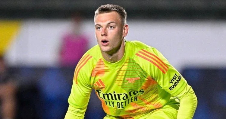 Arsenal qolkiper üçün 3 milyon avro alacaq