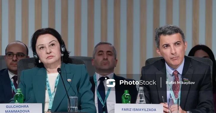 Ректор АзУАС на WUF13: Вузы должны давать специалистам актуальные знания для рынка труда