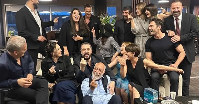 “Yeraltı”nın sezon finalını birlikdə izlədilər VİDEO