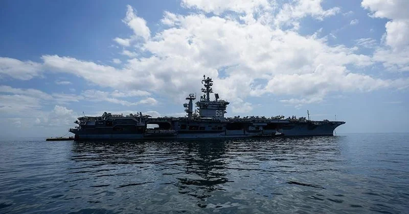 Авианосная ударная группа США вошла в Карибский бассейн