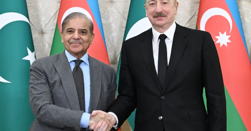 Şahbaz Şərif Prezidenti təbrik etdi
