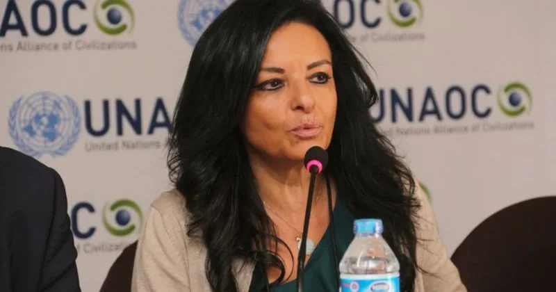 Директор UNAOC поблагодарила Азербайджан за высокий уровень организации WUF13