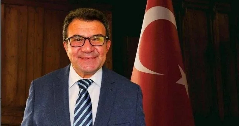 ABŞ artıq qlobal hegemon statusunu böyük ölçüdə itirib Hüsamettin İnaç