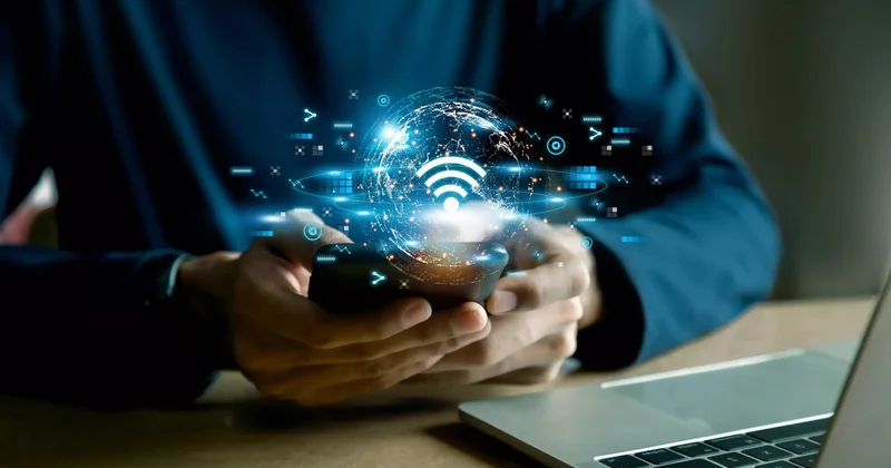 Azərbaycanda İrana görə internet problemi olacaq? “Hazırda güc 3 yerə bölünüb”