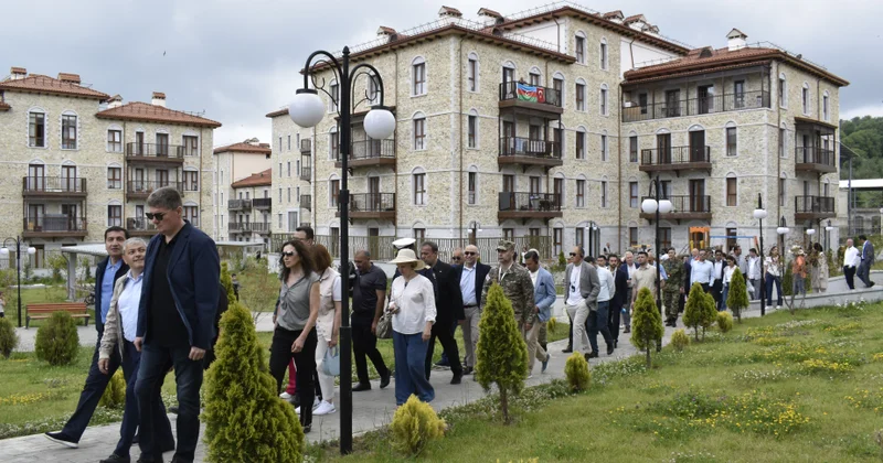 Diplomatik korpusun nümayəndələri Şuşa şəhəri ilə tanış olublar YENİLƏNİB FOTO VİDEO