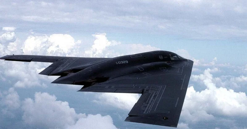 США перебросили B 2 с убийцами бункеров на базу в Индийском океане