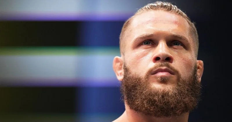 UFC Fight Night: Рафаэль Физиев победил Игнасио Бахамондеса в Баку