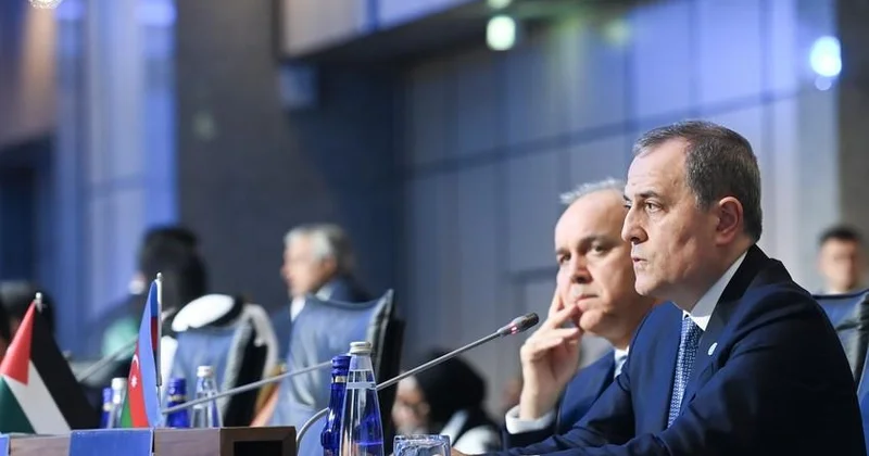 Ceyhun Bayramov İstanbulda Ermənistanla sülh prosesi barədə danışıb