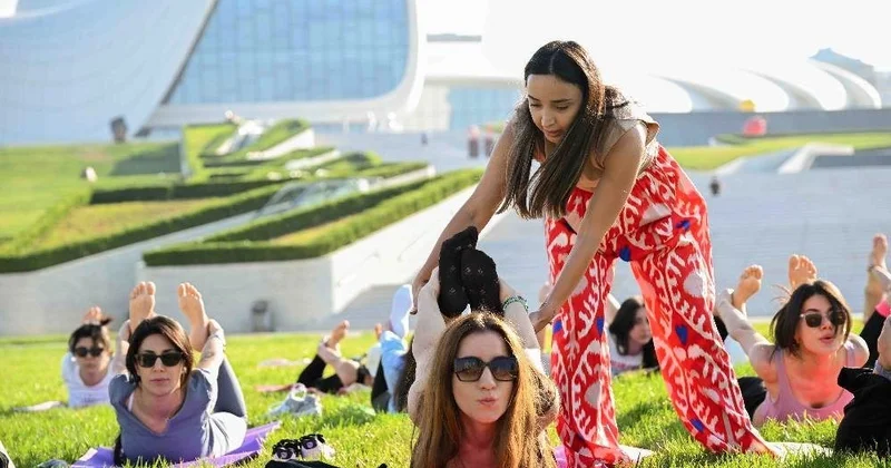 Beynəlxalq Yoqa Günü münasibətilə master klas keçirilib FOTO