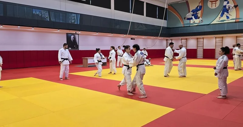 Cüdo texnikaları üzrə tədris keçirilir FOTO