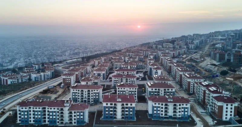 Zəlzələ bölgəsində ilin sonuna qədər 453 min ev və iş yeri istifadəyə veriləcək