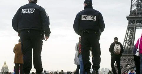 “Polis haqqında” qanuna təklif edilən dəyişiklik birinci oxunuşda qəbul olunub