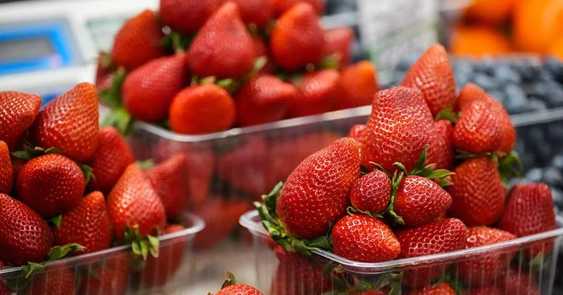 Çiyələk bəzi insanlar üçün təhlükəli ola bilər