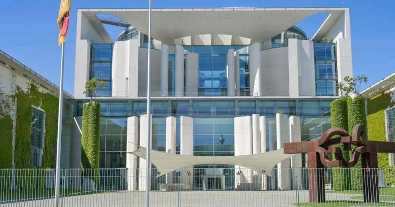 Almaniyada hökumətin proqram təminatı və IT üzrə xərcləri xeyli artıb