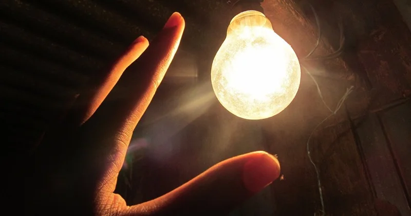 Elektrik enerjisi ilə bağlı yeni qanun qəbul edildi Nələr olacaq?