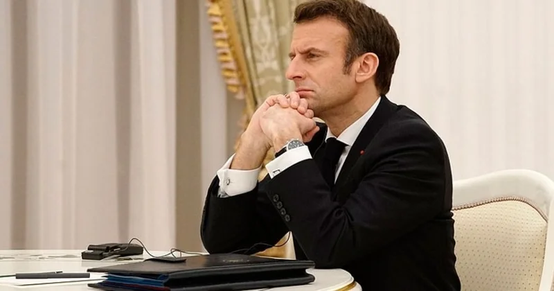 Makron İrandan nüvə proqramının sülh xarakterinə dair zəmanətlər tələb edib