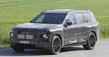 Yeni flaqman: BMW nin ən böyük krossoveri sınaq zamanı görünüb...