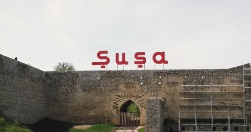 Diplomatlar Şuşadakı Qarabağ küçəsində olublar