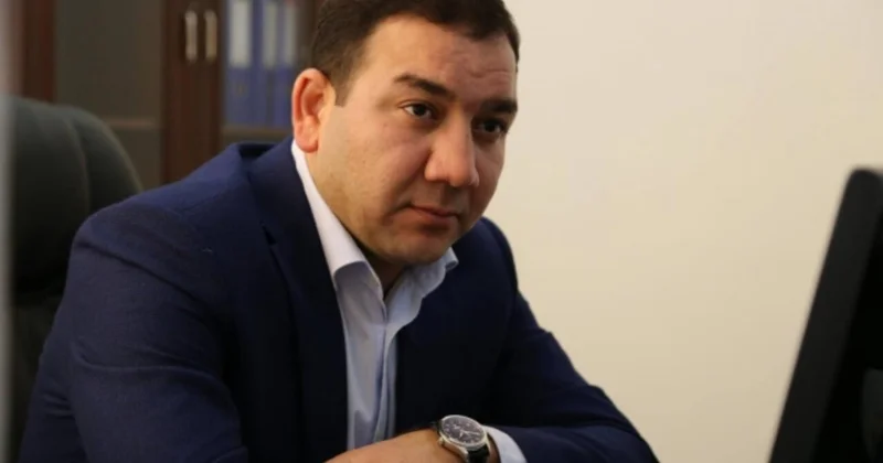 Elbrus Ərud Real FM in qonağı olub “Kim daha xoşbəxtdir: qadınlar, yoxsa kişilər?” VİDEO