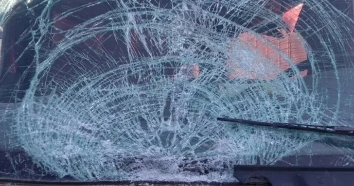 Столкновение автобуса и Mercedes в Баку: три человека госпитализированы ЗАЯВЛЕНИЕ
