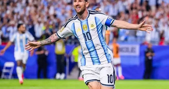 Argentinada Messiyə dünyanın ən hündür heykəli ucaldıldı VİDEO