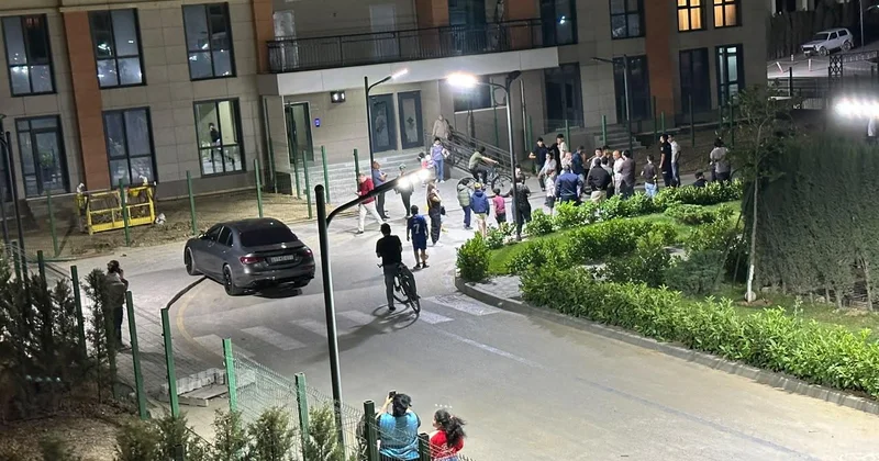 Пожар в жилом комплексе в Баку ВИДЕО