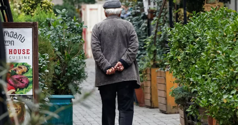 Сколько пенсионеров проживает в Грузии: данные на 1 июня 2026 года