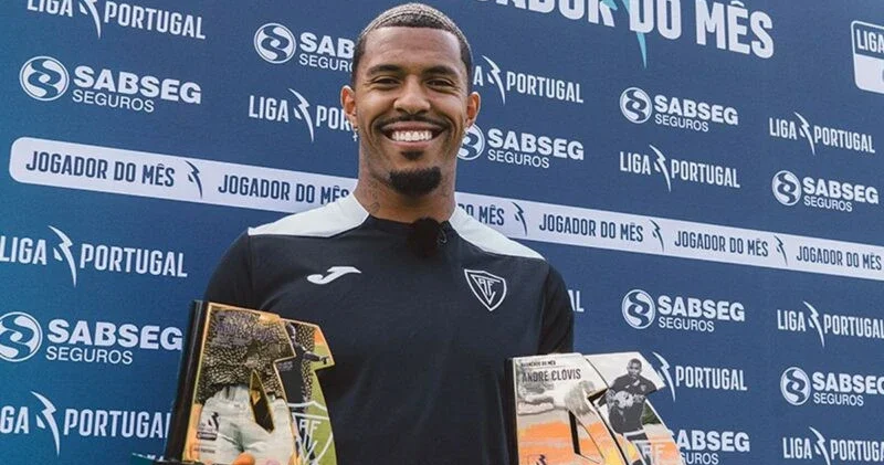 Portuqaliya klubundan Qarabağ a 3 cü dəfə rədd cavabı: HÜCUMÇU TRANSFERİ YARIMÇIQ QALDI