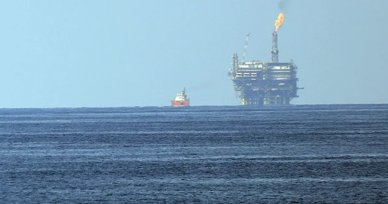 Италия вложит миллиарды в разработку морских газовых месторождений в Индонезии
