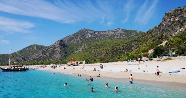 Türkiyədə istirahət edənlərin nəzərinə Təhlükəli bakteriya aşkarlandı
