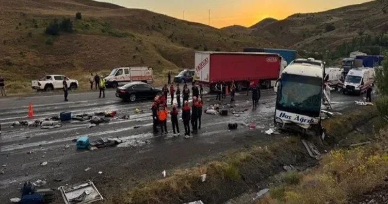 Türkiyədə dəhşətli QƏZA: 4 ölü, 40 yaralı