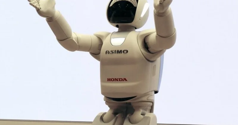 Yaponiyada təbii fəlakətlərə qarşı insanabənzər robotlar hazırlanacaq