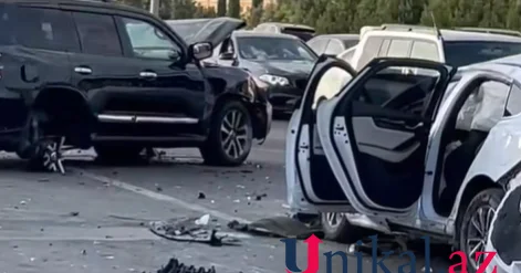 Bakıda BYD Lexus la toqquşdu VİDEO