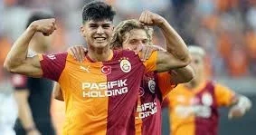Qalatasaray yoxlama matçında qalib gəldi VİDEO