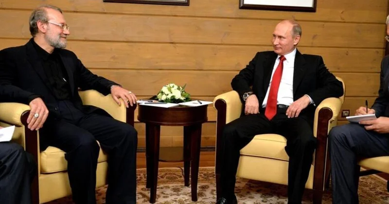 Laricani Pezeşkianın xüsusi mesajını Putinə çatdırdı