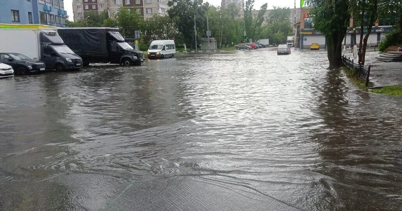 Ливни накрыли Москву ФОТО ВИДЕО