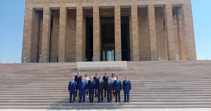 Azərbaycanın Baş prokuroru Türkiyədə səfərdədir