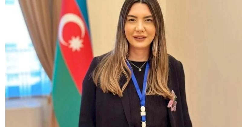 Fulya Öztürk Azərbaycana gəldi VİDEO