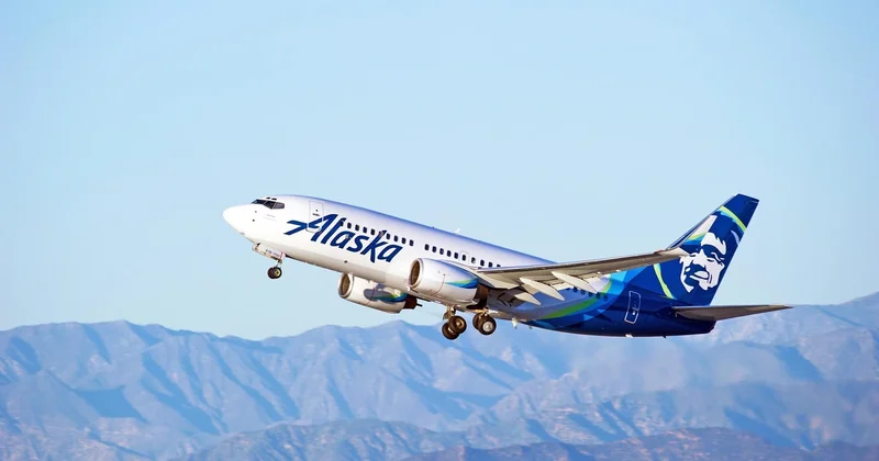 ABŞ nin aviadaşıyıcısı bütün uçuşlarını dayandırdı